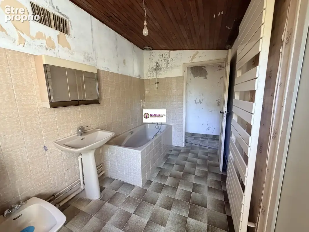 Maison 4 pièces 112 m² à vendre à Moulins-La-Marche (61380) - photo 4