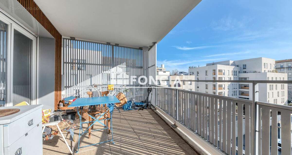 Appartement 88 m² à Villeurbanne  - photo 2