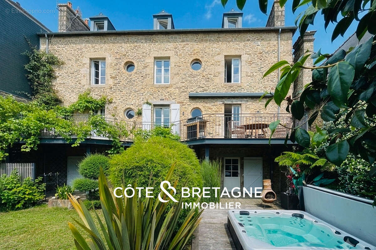 Maison à DINAN