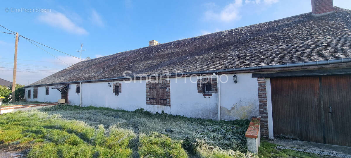 OPPORTUNITÉ RARE : Charmante longère à Pannes (45), 7 pièces 251 m2 1874 m2 - photo 6