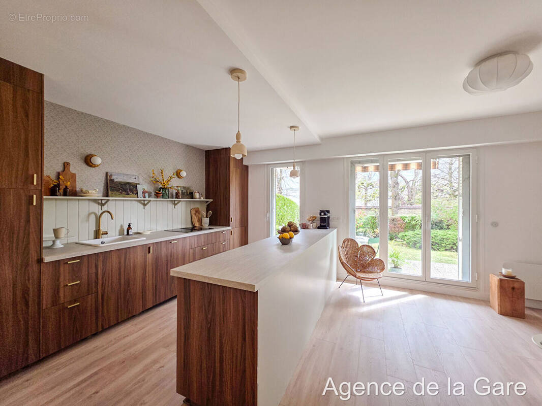 Appartement à MAISONS-LAFFITTE