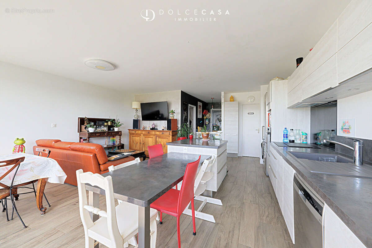 Appartement à TORCY