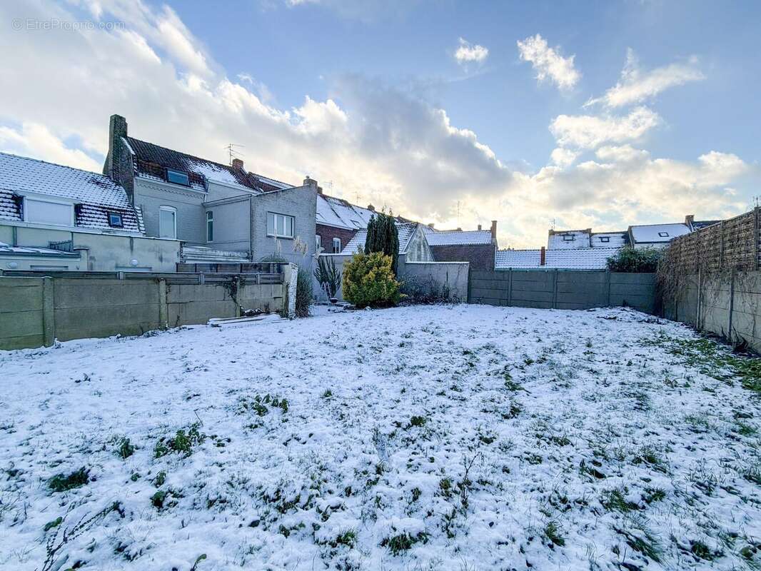 Maison à LYS-LEZ-LANNOY