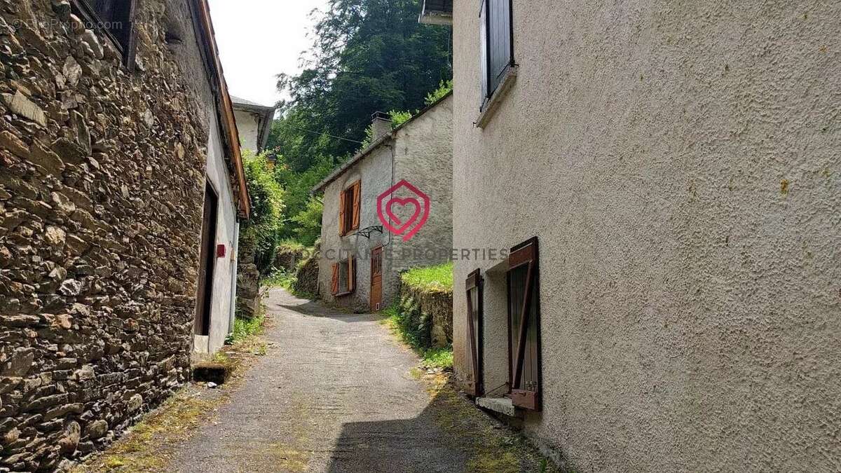 Maison à COUFLENS