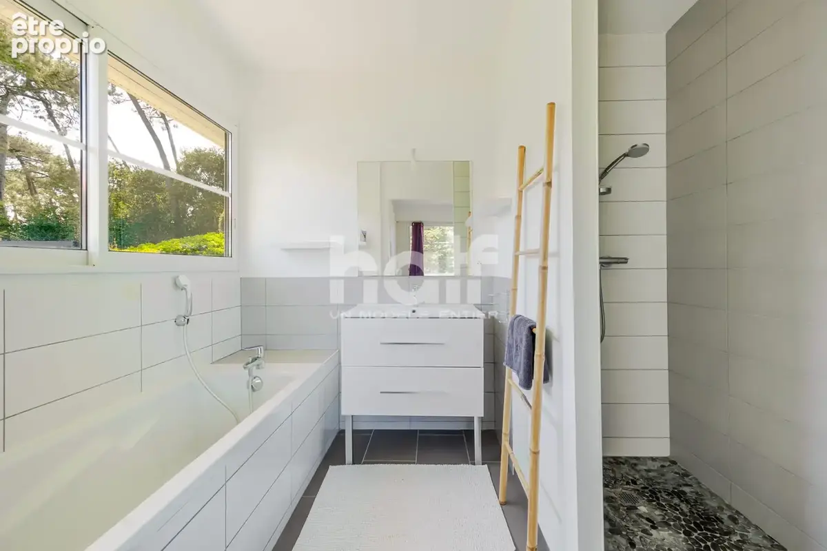 Maison 5 pièces 140 m² à vendre à Anglet (64600) - photo 9