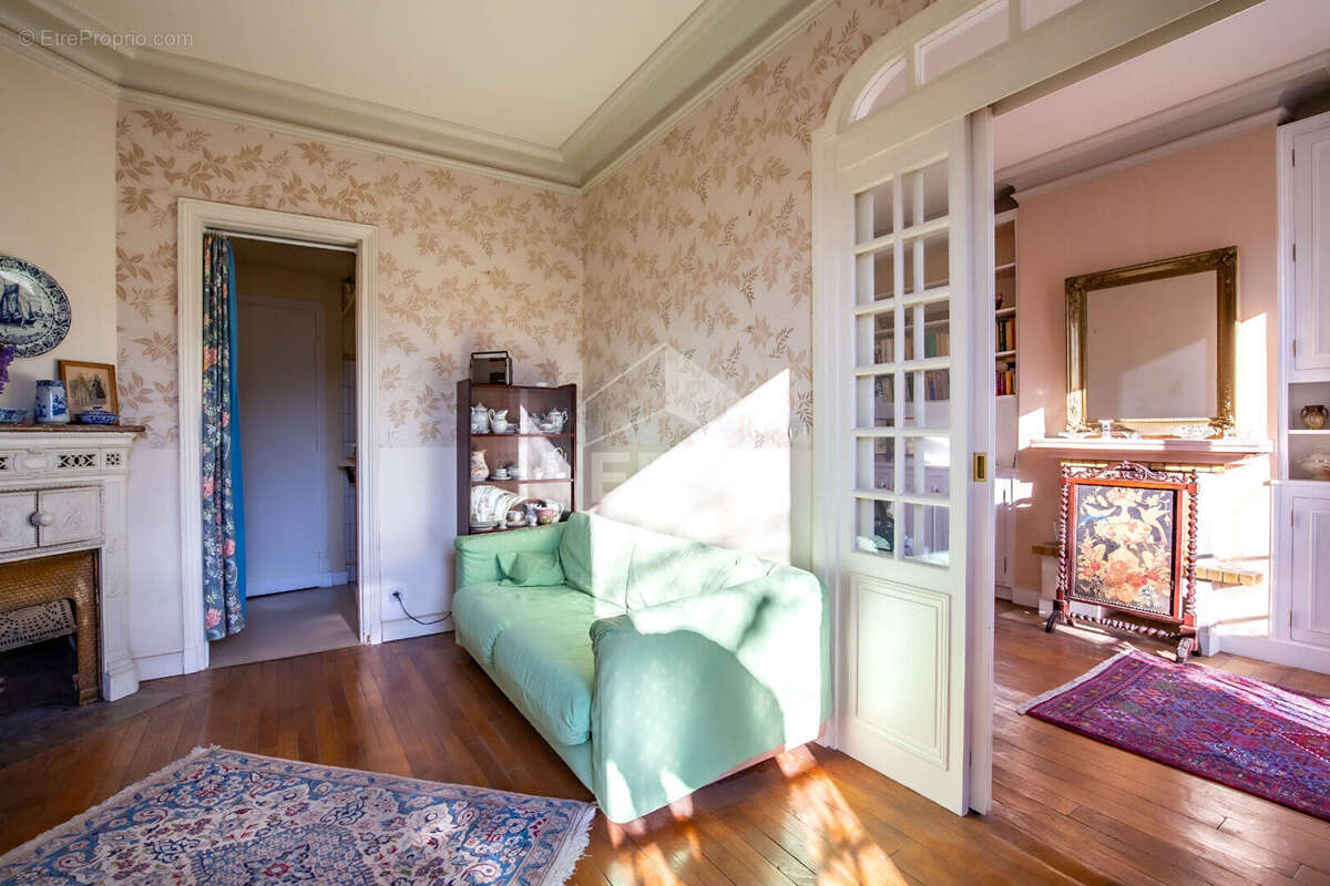 Appartement à PARIS-12E