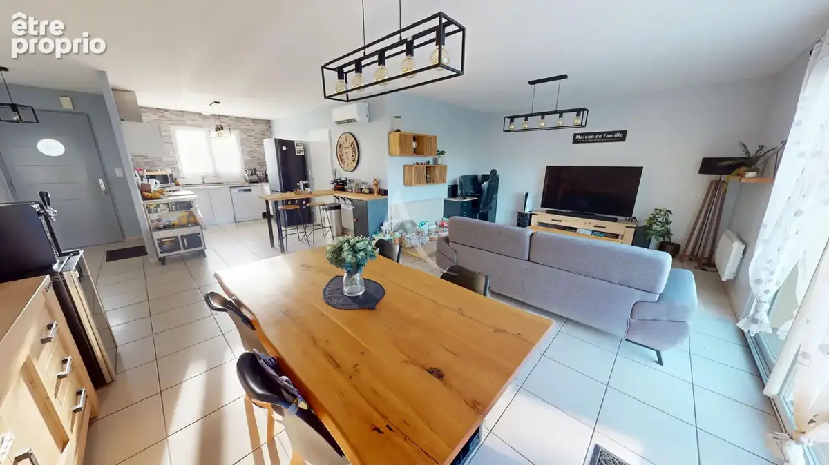 Vouneuil sous biard -  maison de plain-pied - belle pièce de vie de 43 m² - 3 chambres - garage - photo 5
