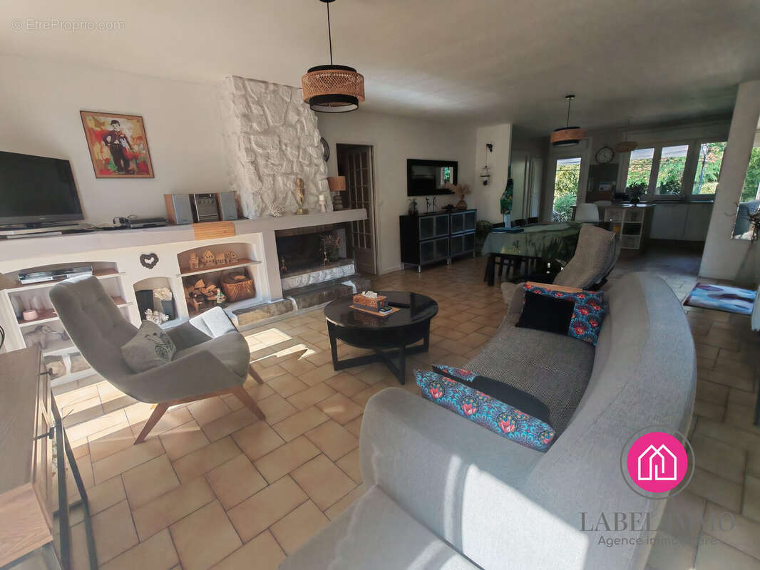 Maison 95 m² à Bruay-Sur-L'escaut  - photo 5