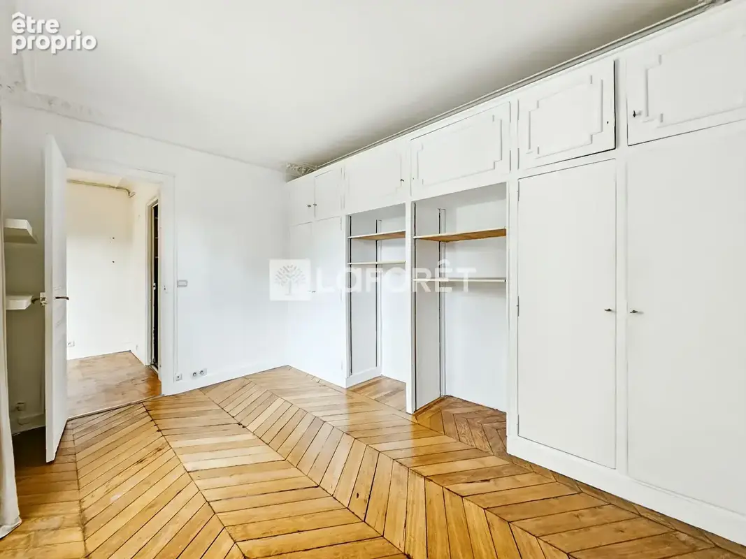 Appartement à PARIS-14E