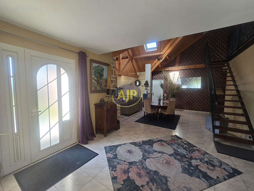 Maison à GUEMENE-PENFAO