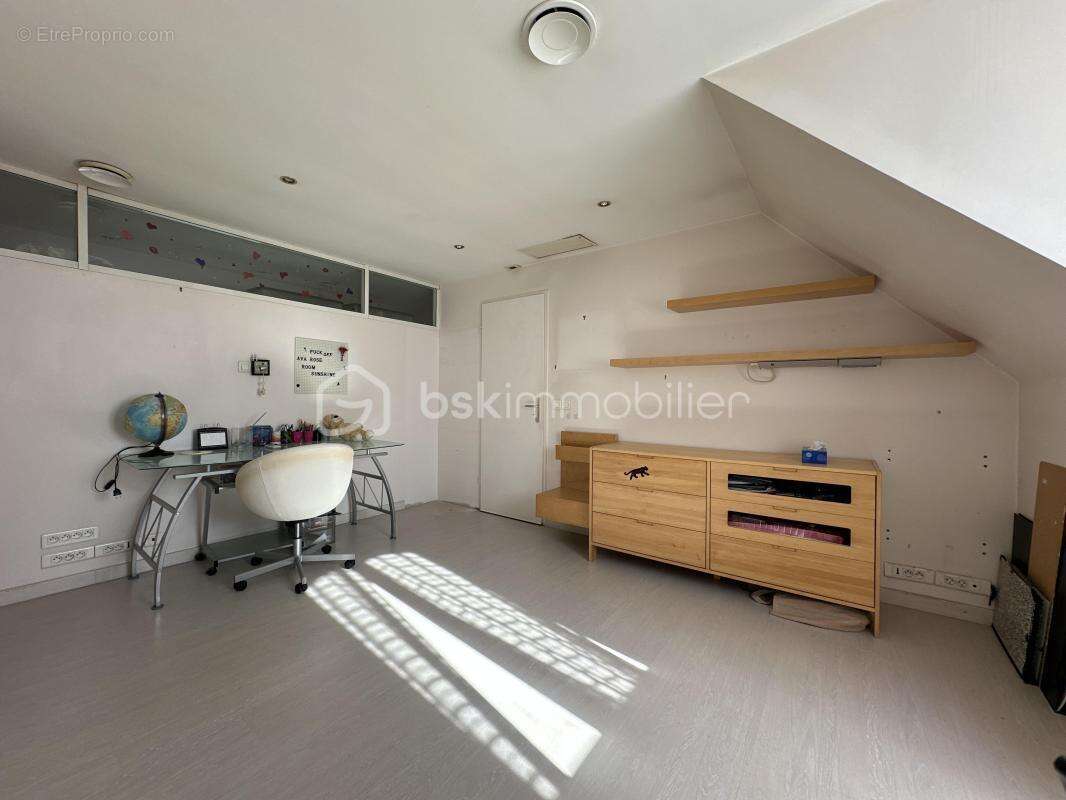 Maison à SOISY-SUR-SEINE