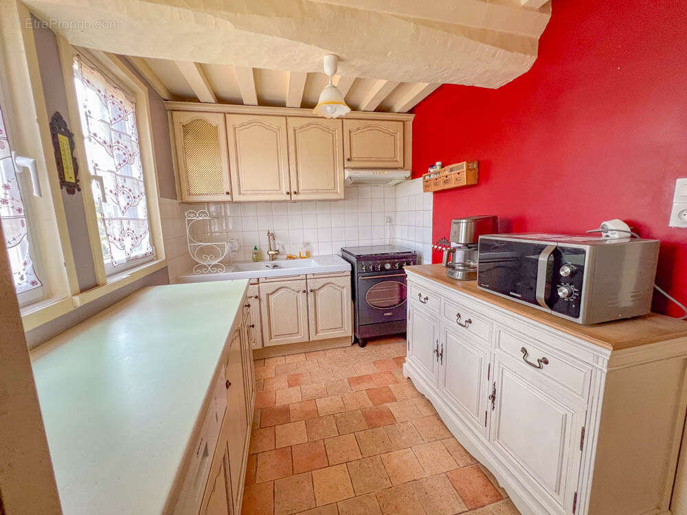 Maison à SAINT-GERVAIS-DES-SABLONS