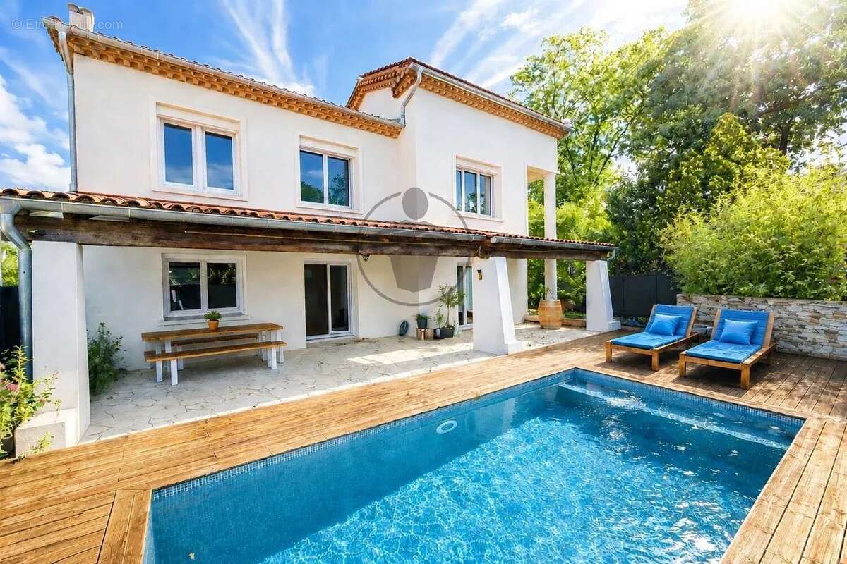 Maison à PRADES-LE-LEZ