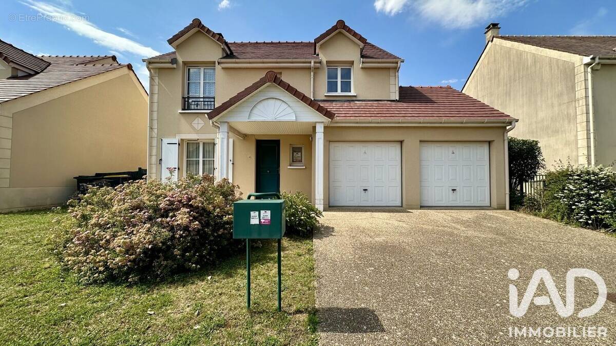 Photo 1 - Maison à LONGJUMEAU