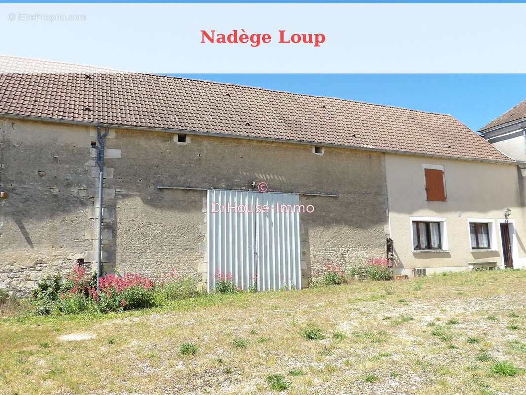 Maison 131 m² à Taingy  - photo 4