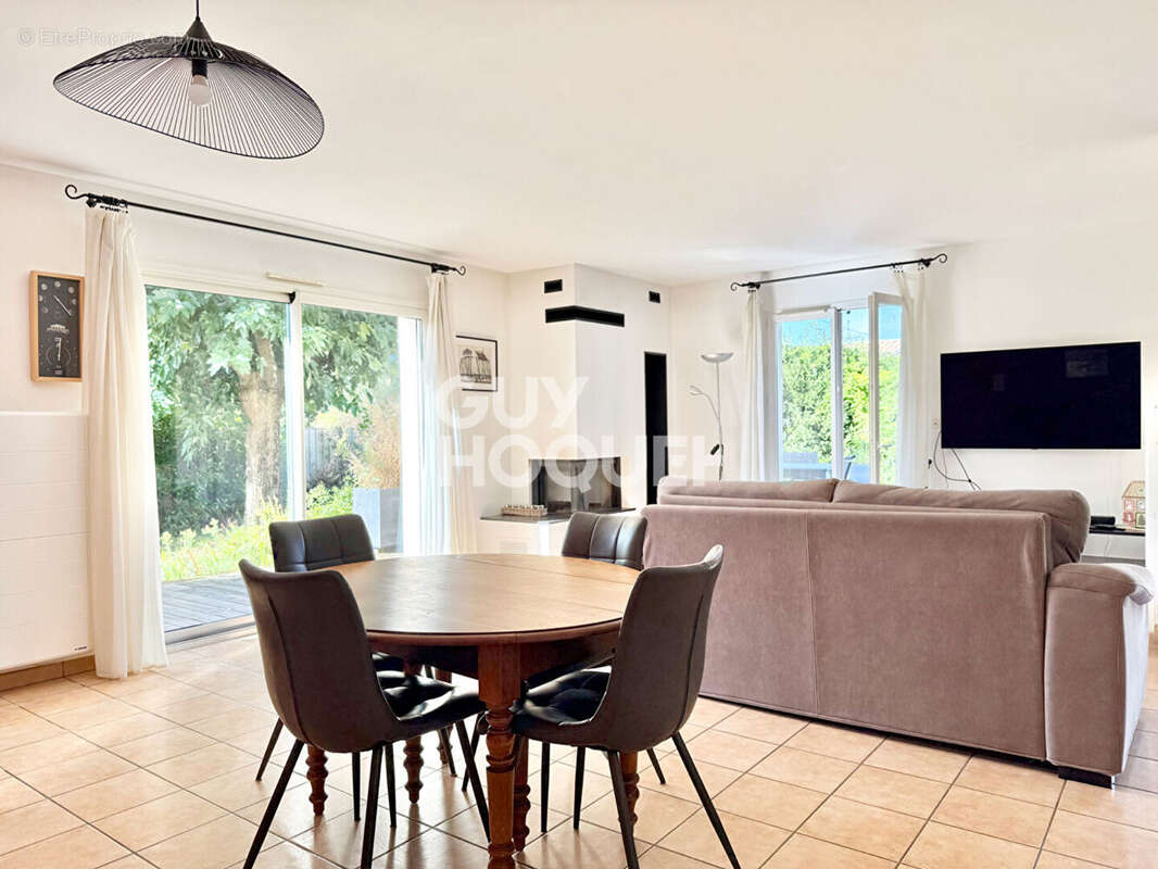 Maison à GUJAN-MESTRAS