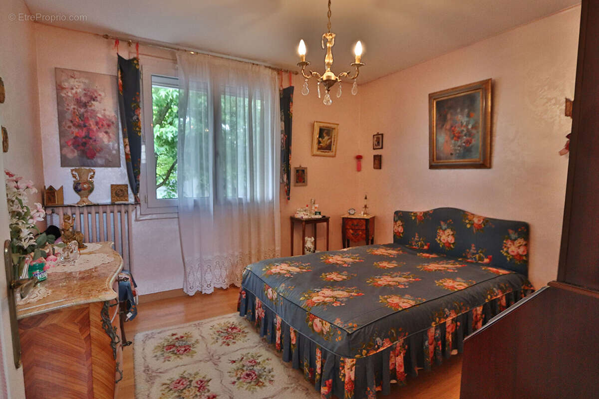 Maison en centre-ville, 3 chambres, jardin clos et garage - 75 m² habitables - photo 8