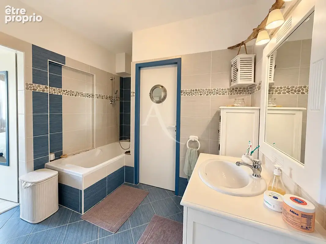 Maison Saint Gilles Croix De Vie 6 chambres 204m2 proche mer - photo 8