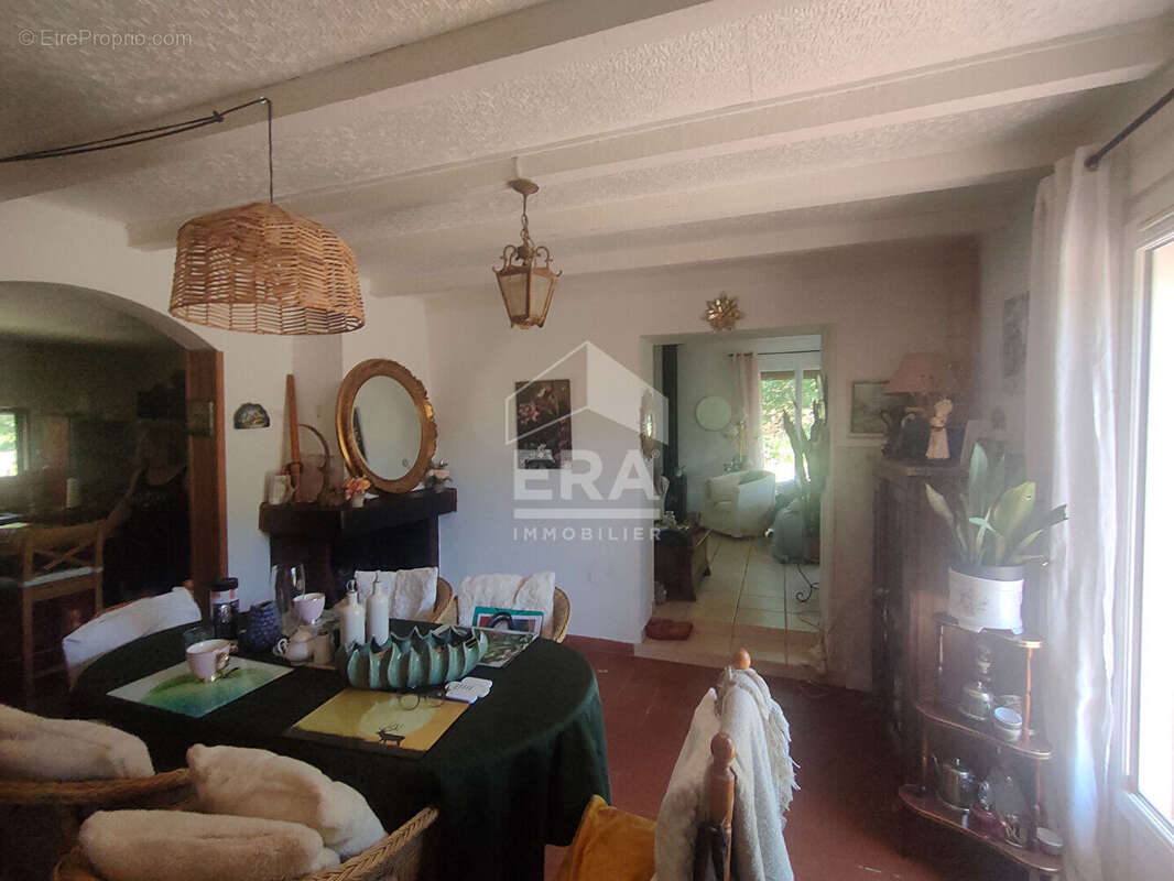 Maison 3 pièces à vendre à Saint-Savin - Terrain de 17200 m² - photo 3