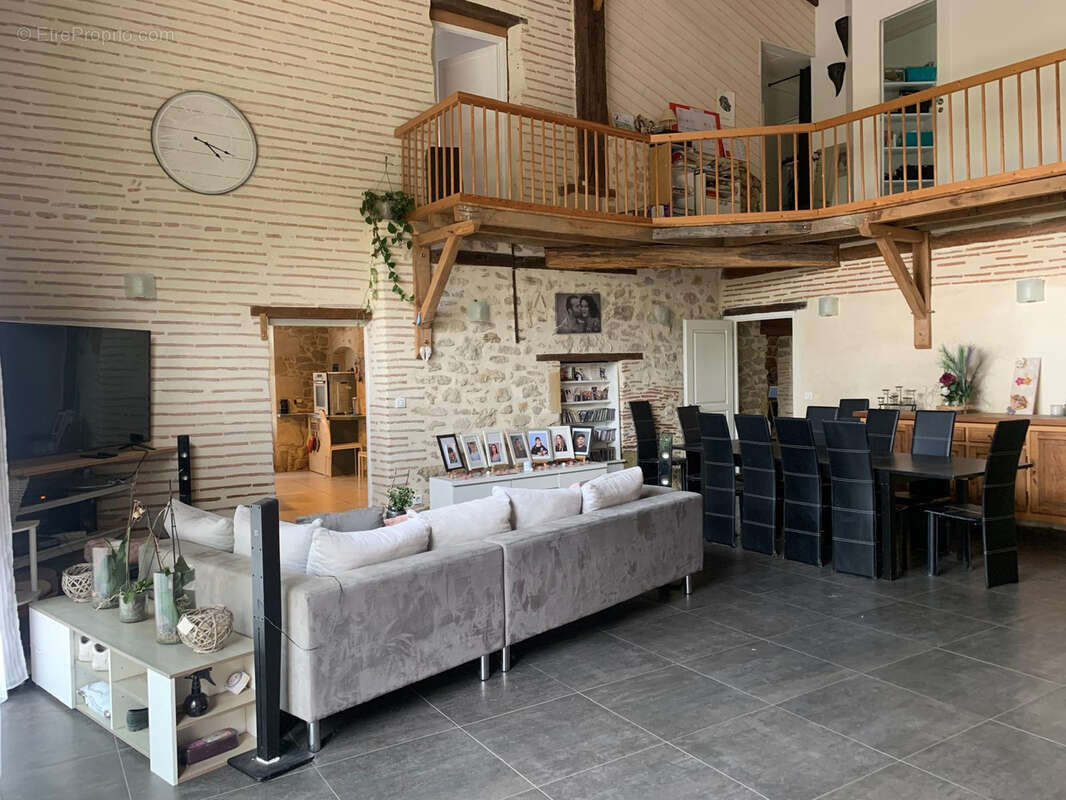 Maison à MEILHAN-SUR-GARONNE