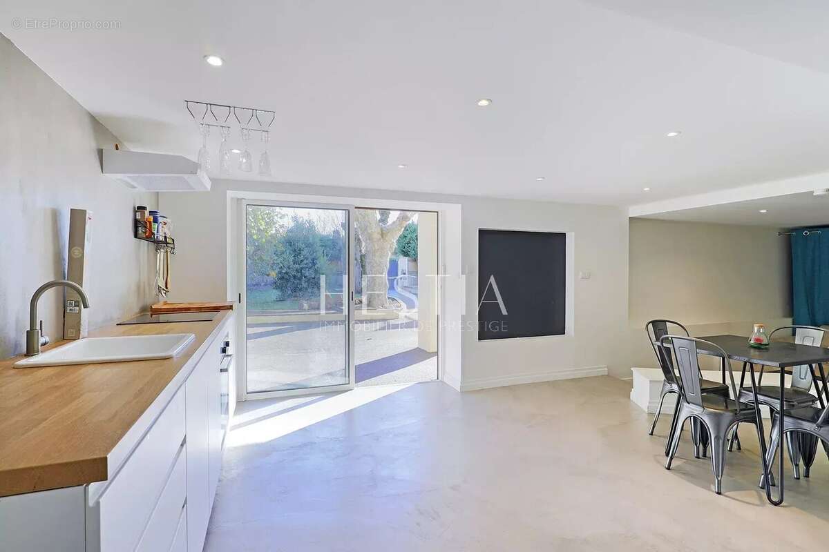 Maison à RILLIEUX-LA-PAPE