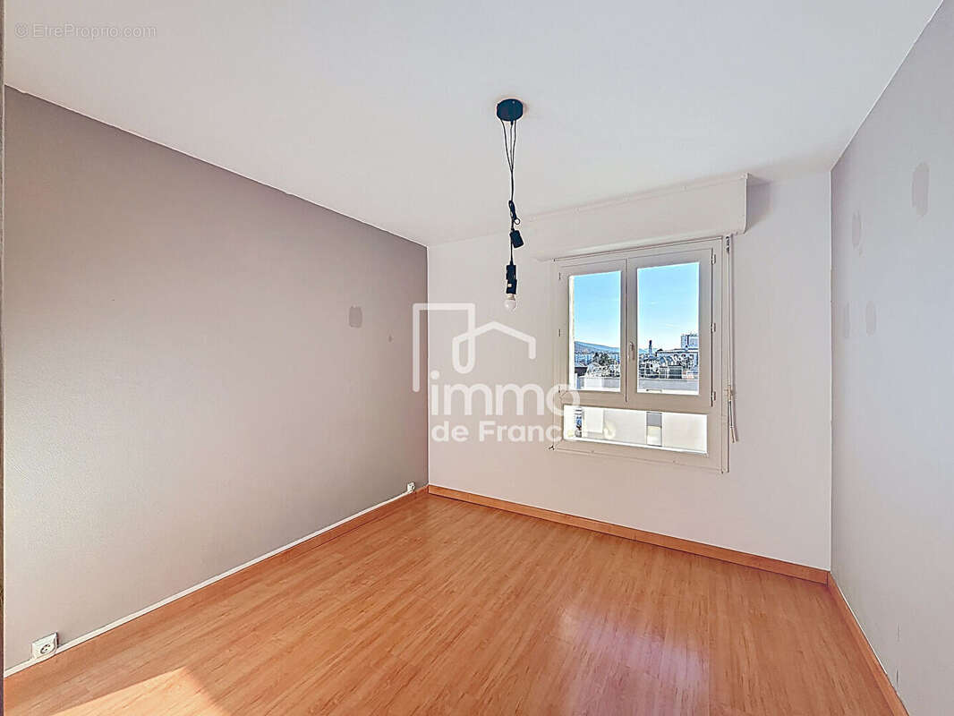 Appartement Oyonnax 4 pièce(s) 78 m2 - photo 11