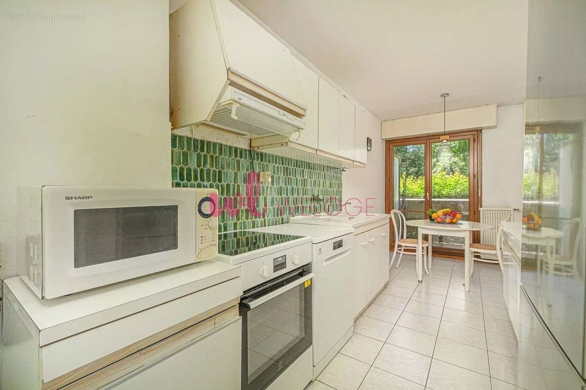 Appartement à MARSEILLE-12E