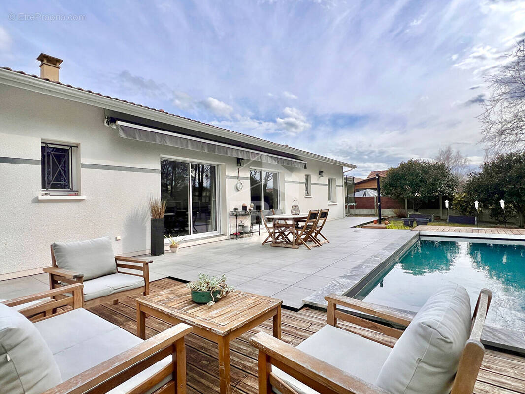 Maison à BELIN-BELIET