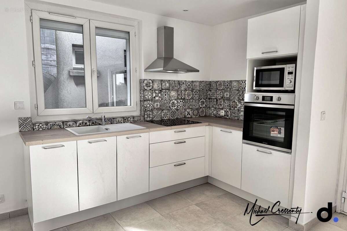 Cuisine  - Appartement à FOS-SUR-MER