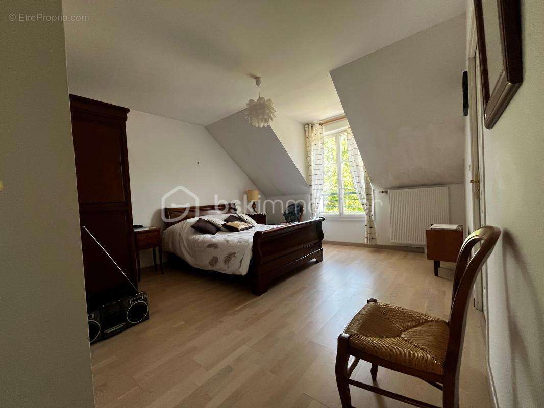 Rare sur le secteur / Plaine du moulin a vent / Maison individuelle 5 chambres - photo 8