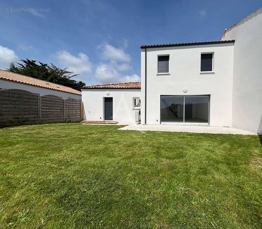 Maison à SAINT-GILLES-CROIX-DE-VIE