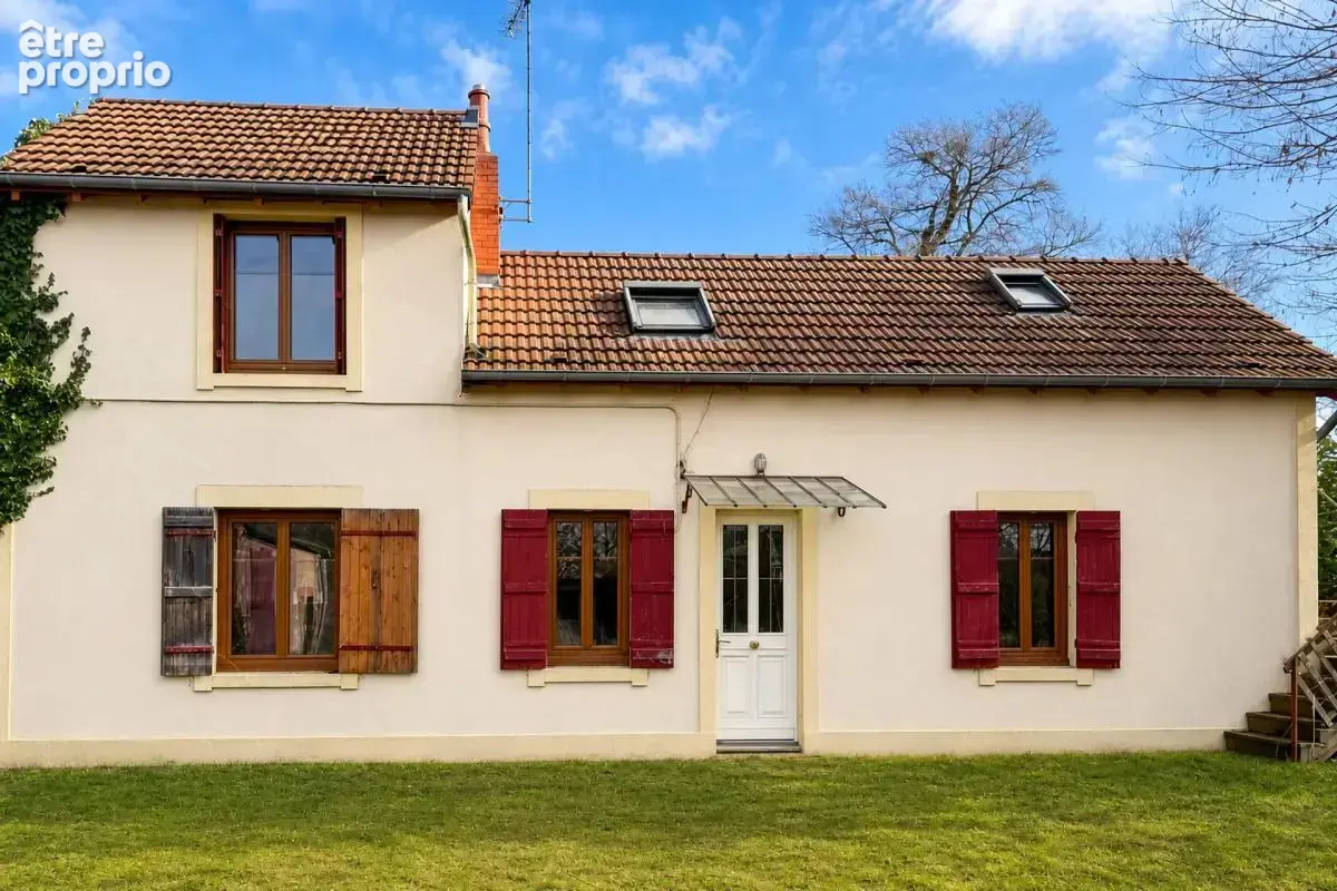 Maison à SALIGNY-SUR-ROUDON