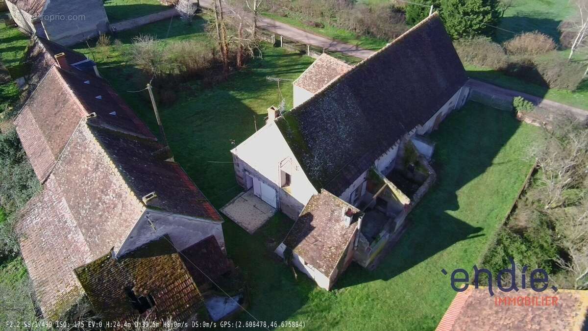 Maison à COUST