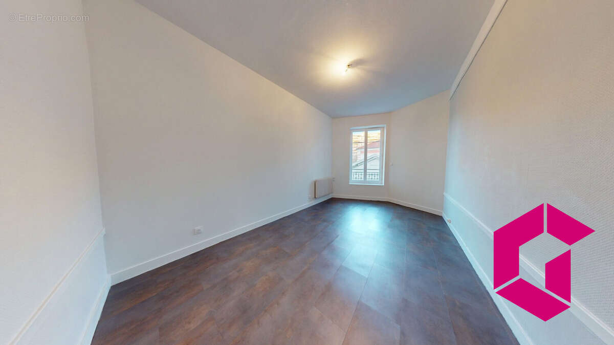 Appartement à SAINT-ETIENNE