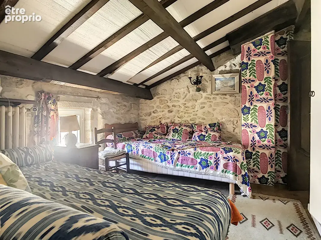 Maison d'exception à Villeneuve-lès-Avignon, havre de paix et d'histoire - photo 7