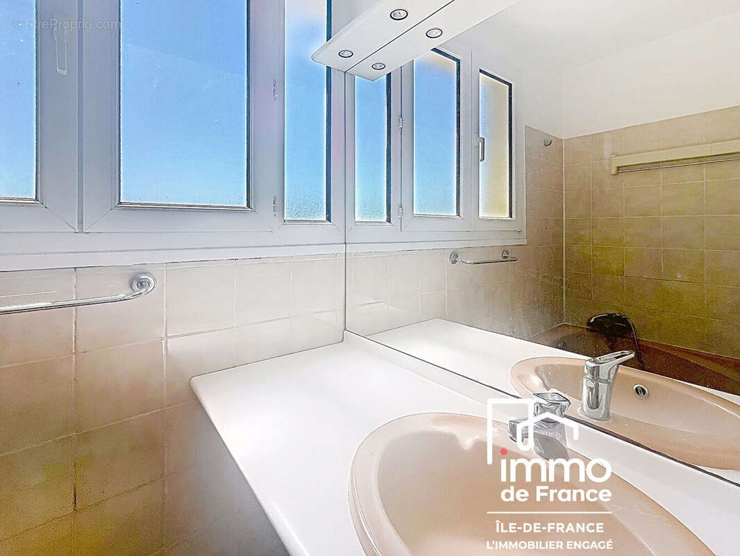 Appartement Rosny Sous Bois 3 pièce(s) 65.62 m2 - photo 6