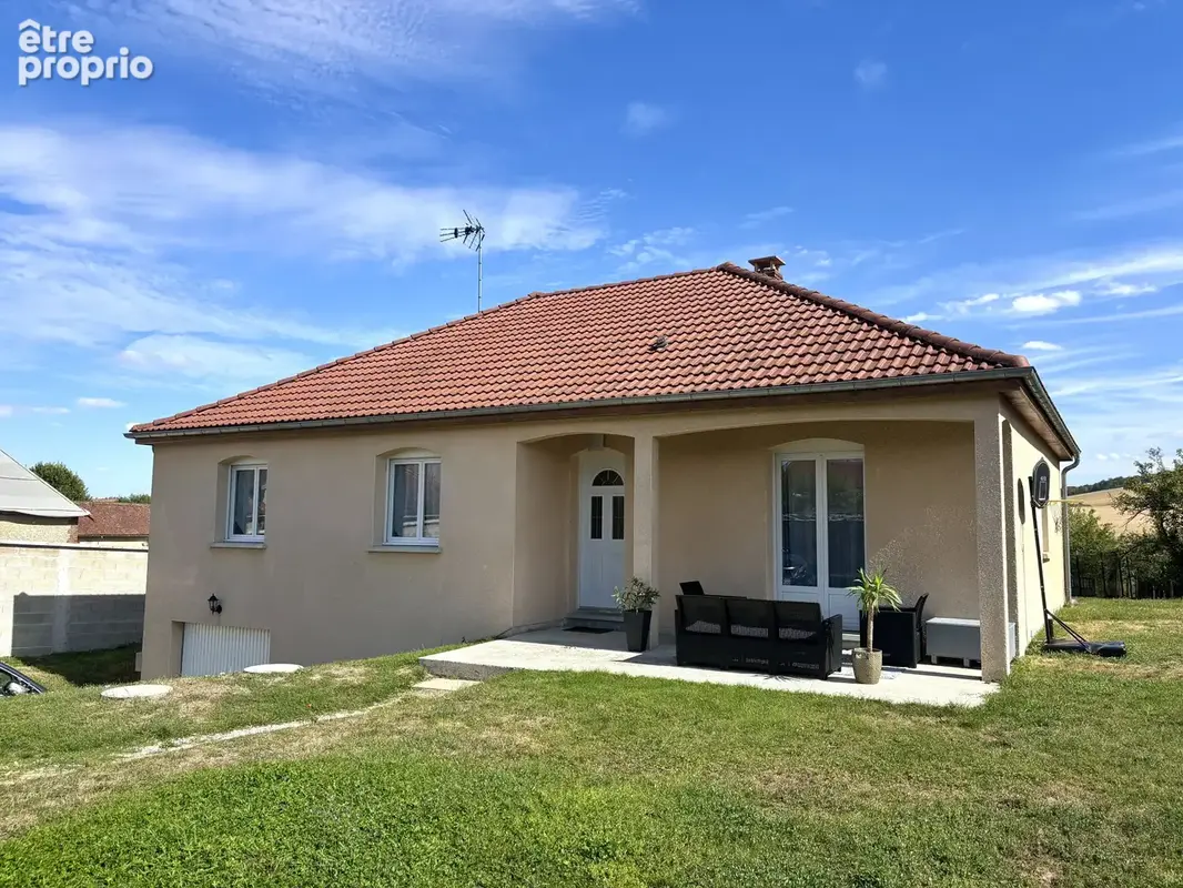 Maison à SAINTE-SAVINE