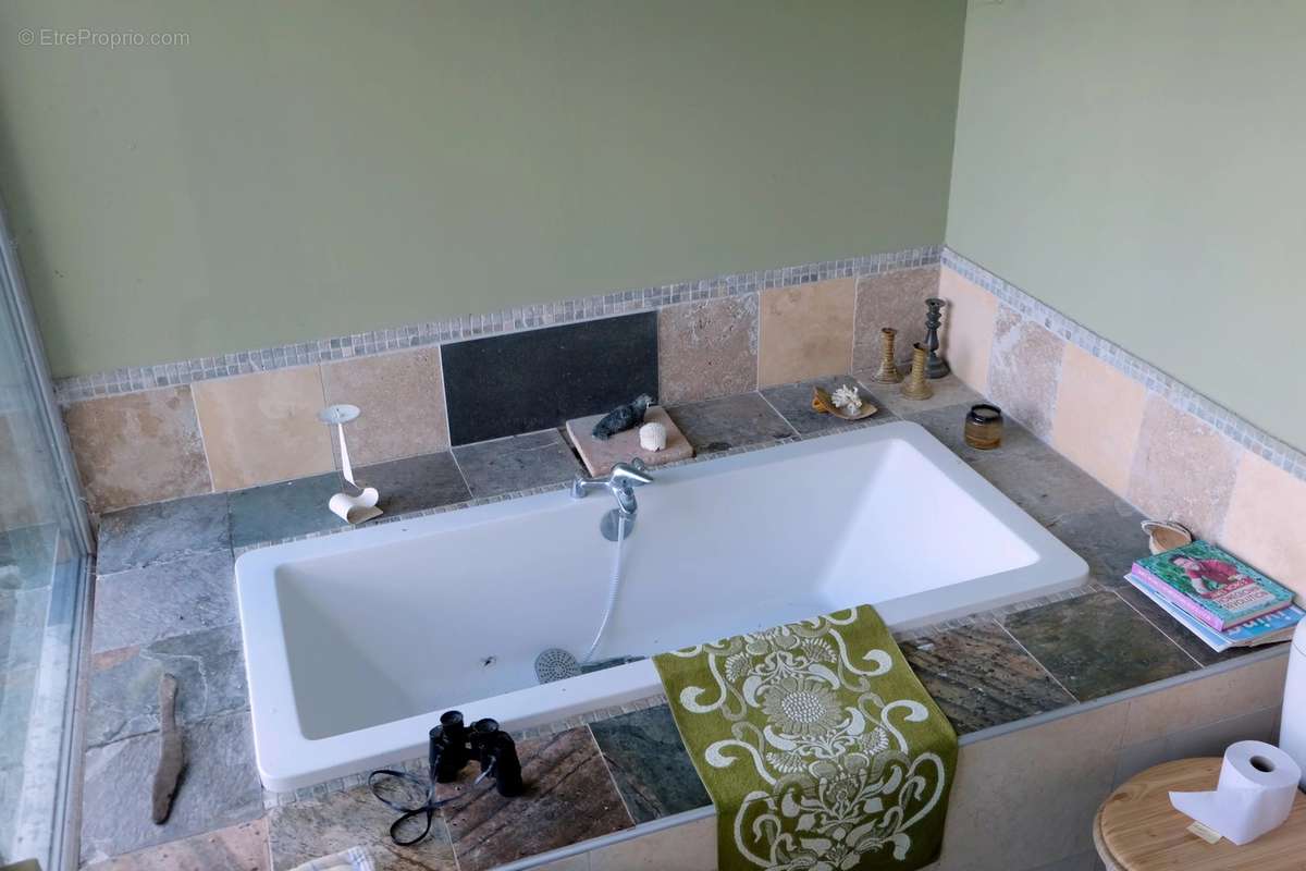 Maison à VILLENEUVE-DE-DURAS