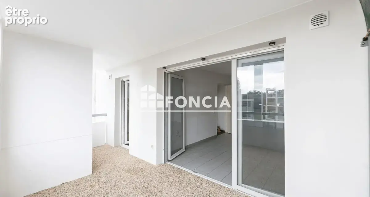 Bayonne Belharra - T2 39m² balcon 10m² exposé Est 2ème étage - 180 000€ - photo 2