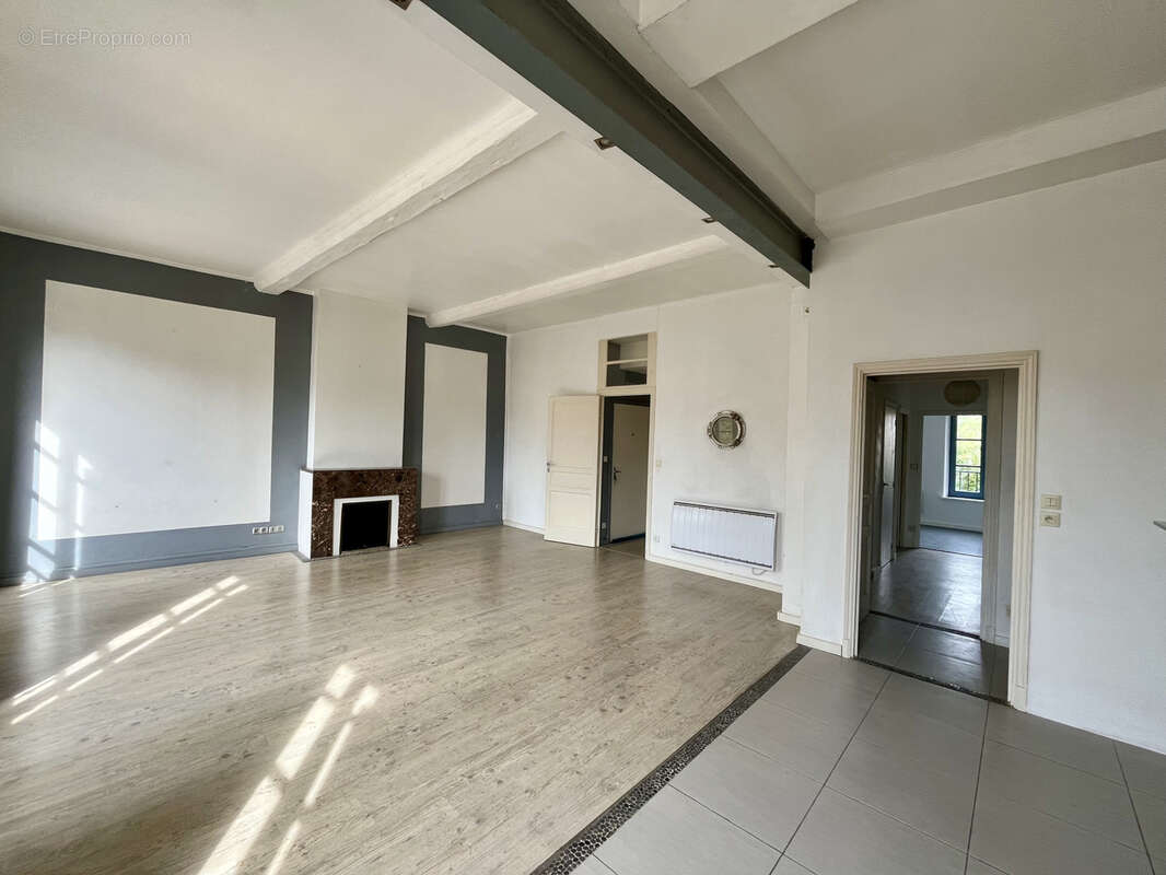 Appartement à CARCASSONNE