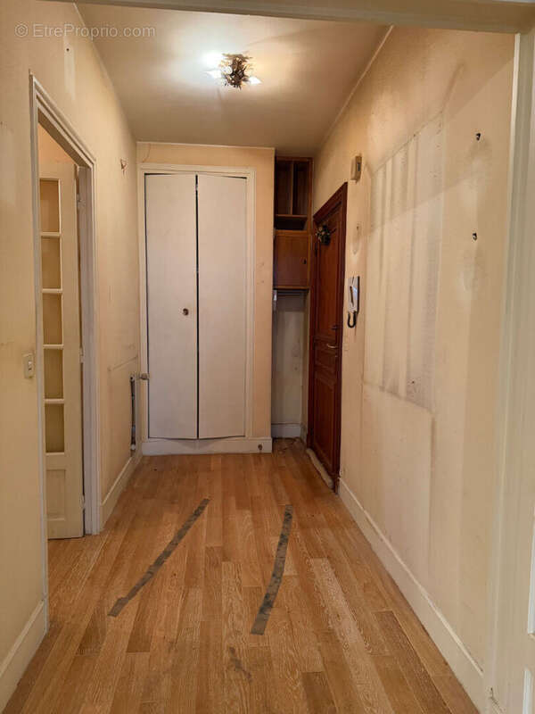 Appartement à VERSAILLES