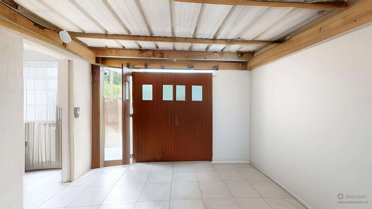 Maison de plain-pied à 1 km de la mer avec garage et dépendance - photo 12
