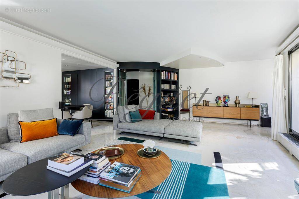 Appartement à BOULOGNE-BILLANCOURT