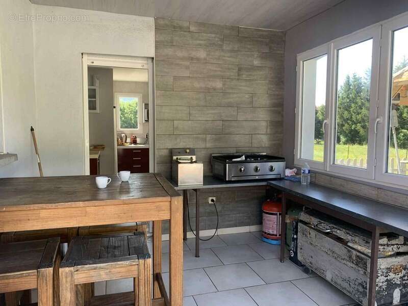 Maison avec studio indépendant et piscine chauffée – 2300 m² de terrain – CHABESTAN (05) - photo 19