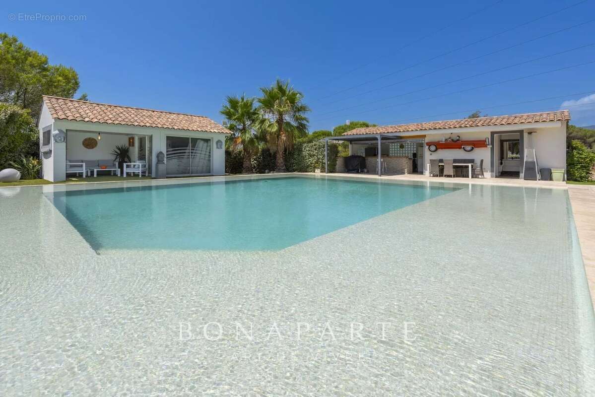 Roquebrune-sur-argens - nouveauté exclusivité propriété aux prestations haut de gamme - photo 7
