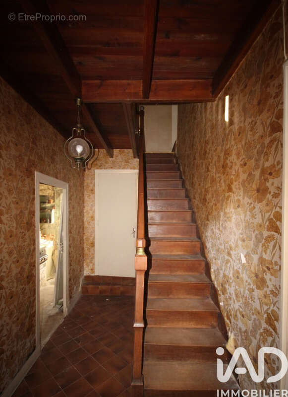 Maison 110 m² à Loulay  - photo 7