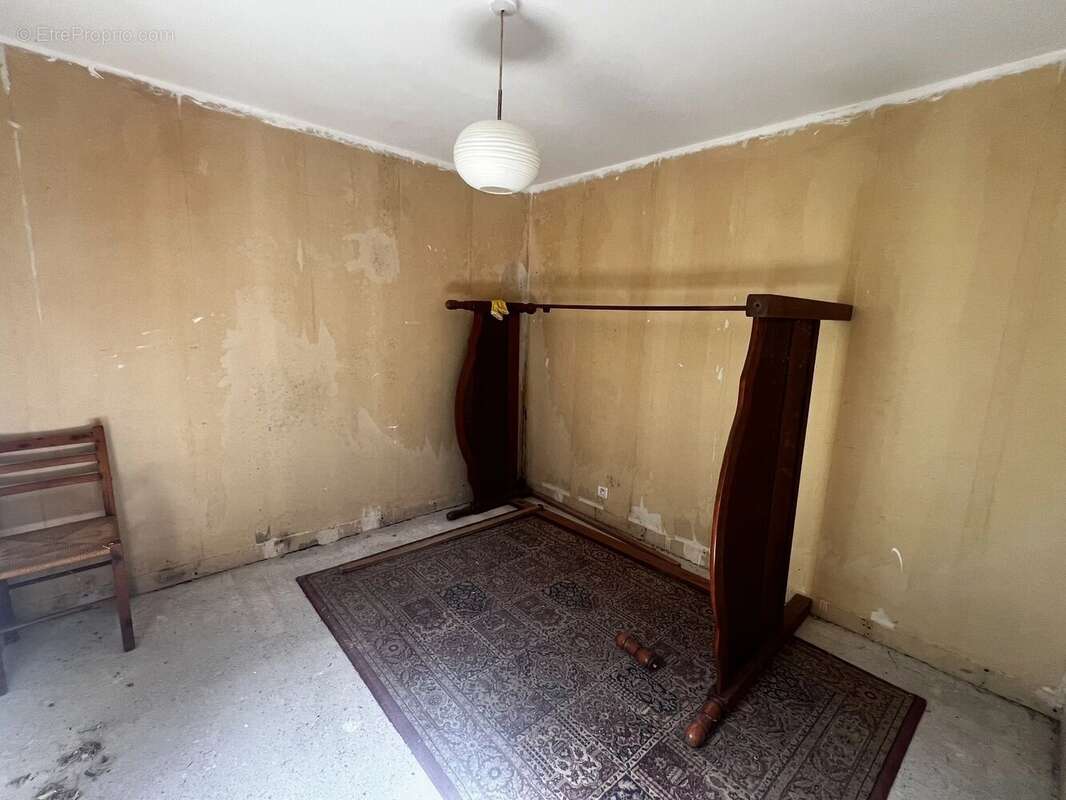Petite Maison avec travaux à prévoir - idéale maison de vacances - photo 10