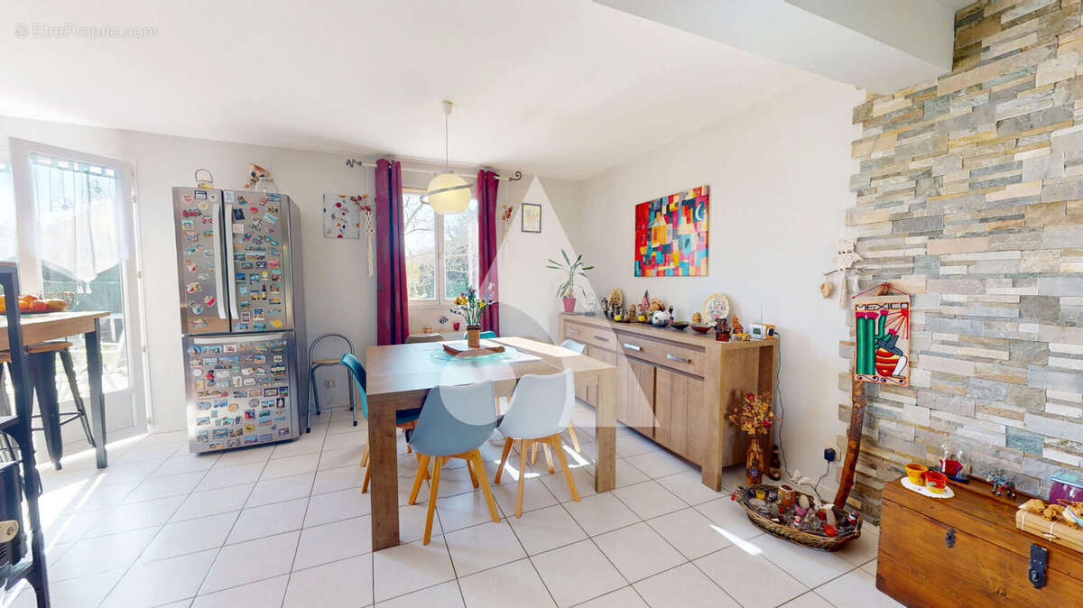 Maison à CERNY