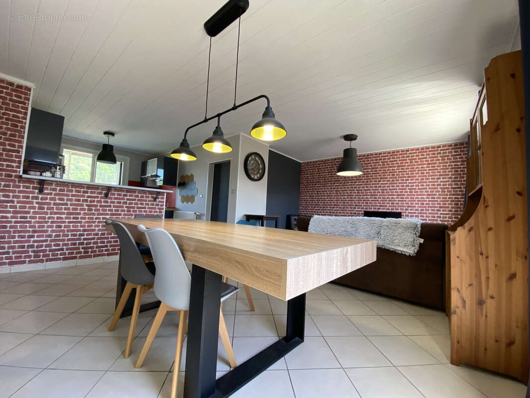 Appartement à SAINT-MARTIN-D'HERES