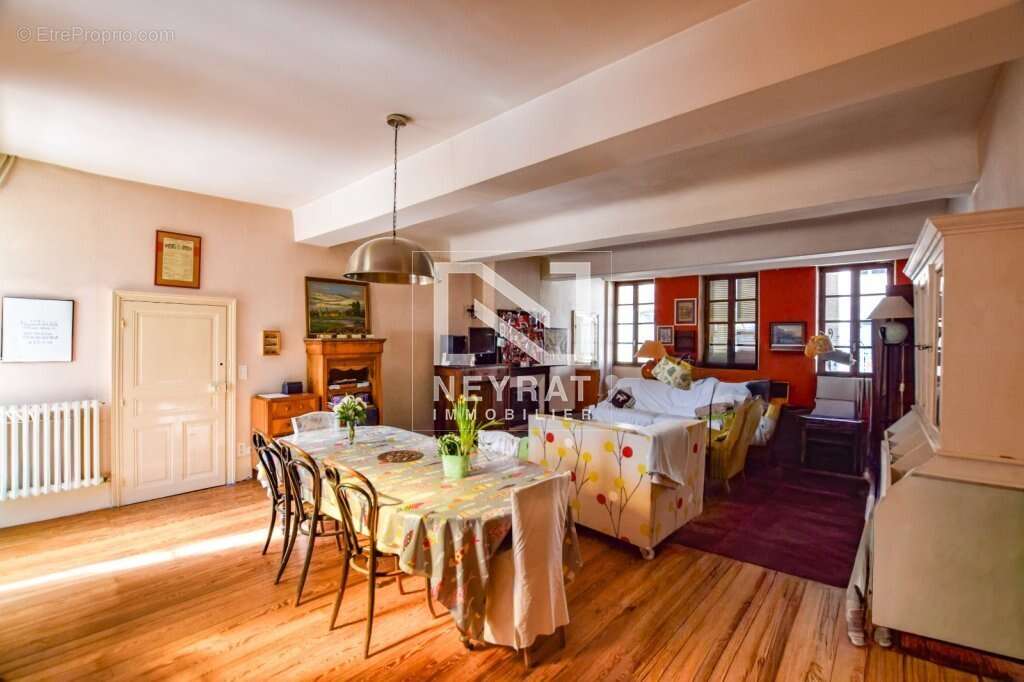 Appartement à GIVRY